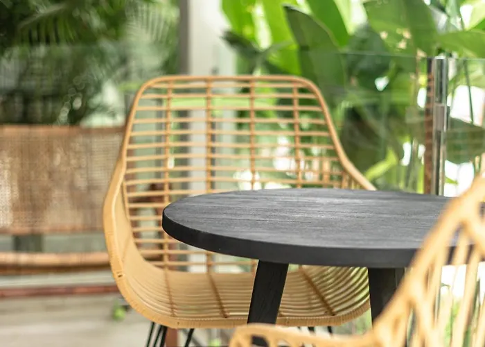 Sarang By Evdekimi - Rice Field Escape With Yoga Lounge, Lush Garden - Long Extras Hotel