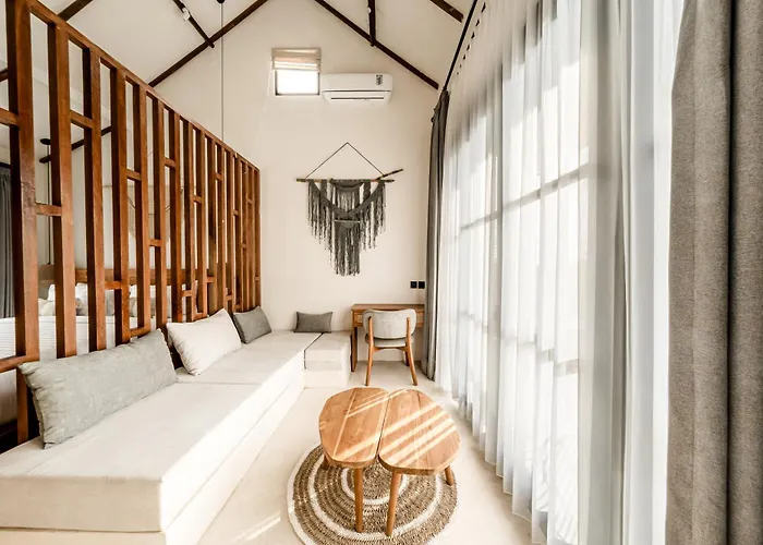 Hotel Sarang By Evdekimi - Rice Field Escape With Yoga Lounge, Lush Garden - Long Extras *